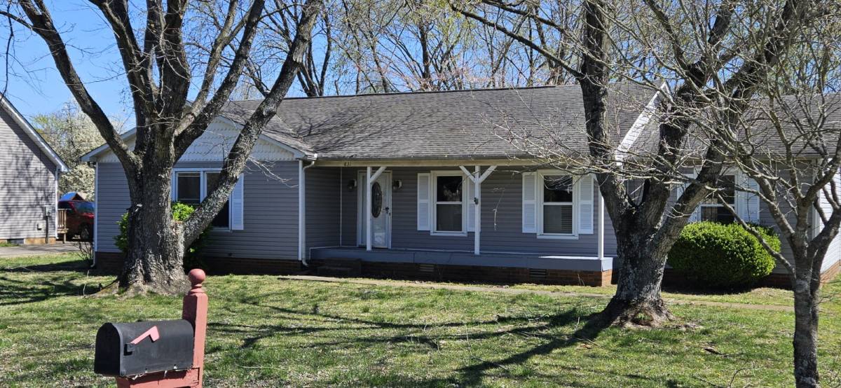 House for rent at 831 Greenfield Court, Murfreesboro, TN 37128
