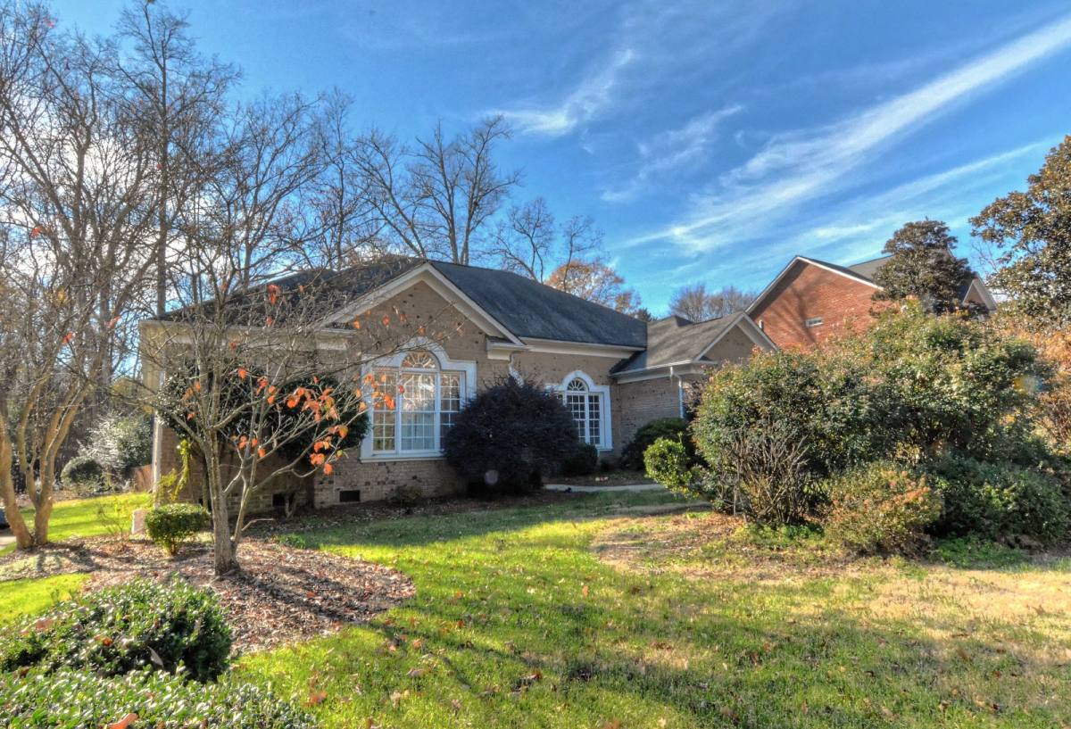 House for rent at 4633 Fairvista Dr, Charlotte, NC 28269
