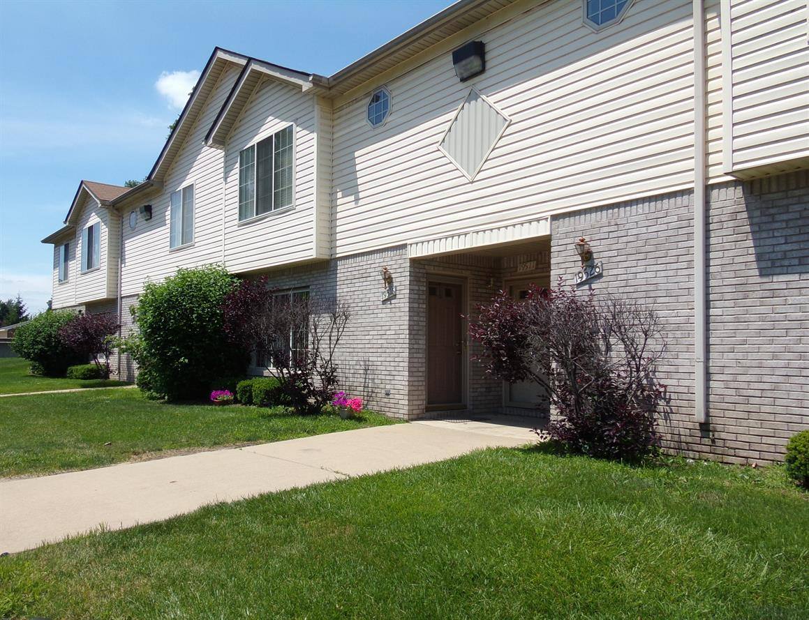 Condo for rent at 19586 Spagnuolo Lane, Roseville, MI 48066