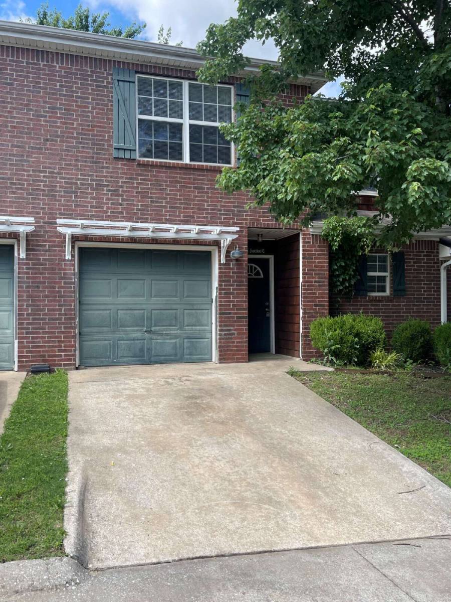 Townhouse for rent at 1431 W Junction St #3, Fayetteville, AR 72701