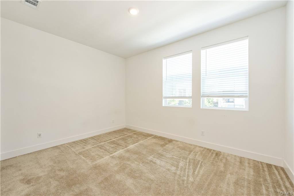 Condo for rent at 279 Tank, Irvine, CA 92618