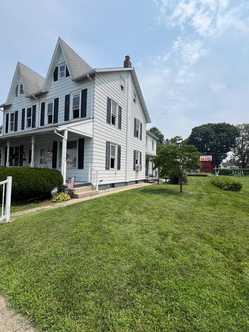 House for rent at 822 Tuckerton Ave, Temple, PA 19560
