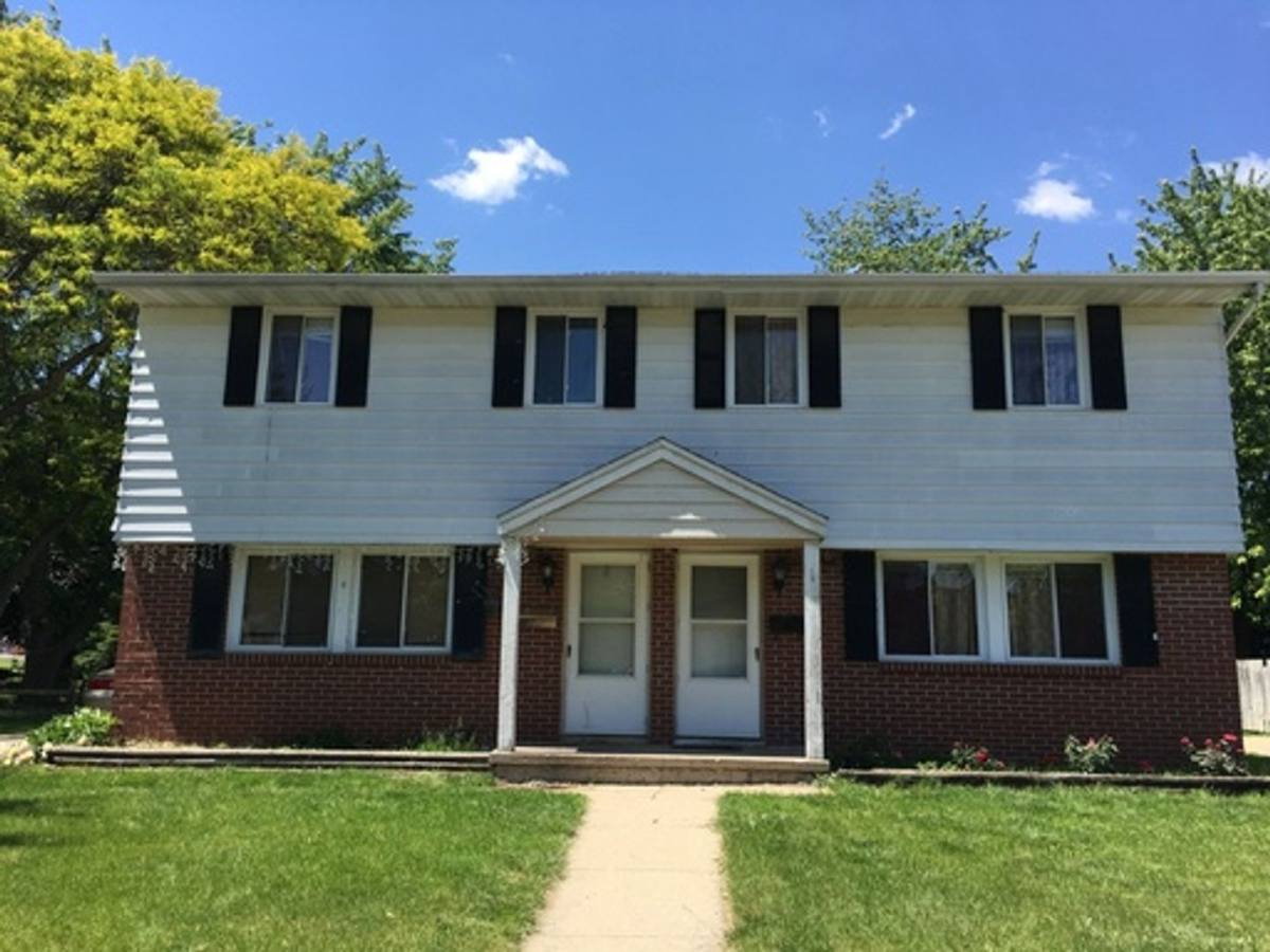 Apartment for rent at 906-908 Peterson St, Fort Atkinson, WI 53538