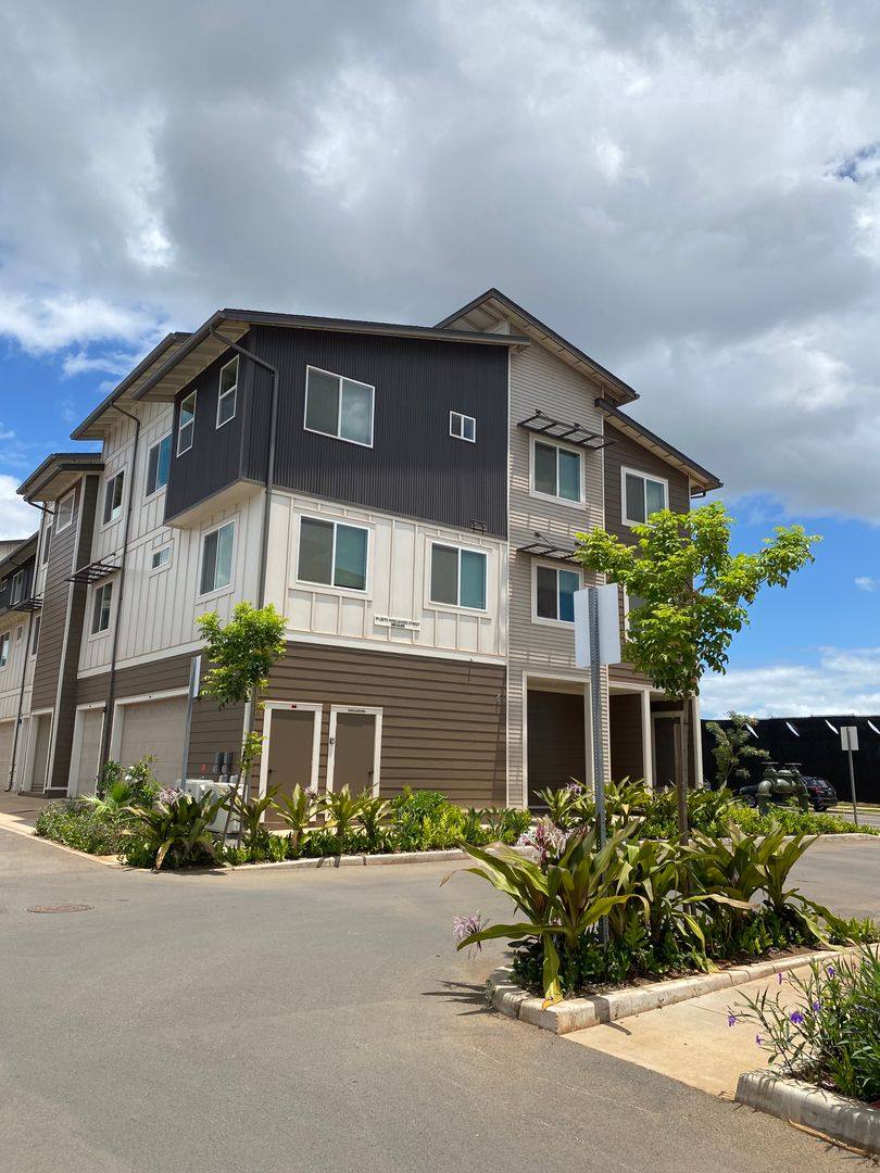 Townhouse for rent at 91-3575 Iwikuamoo St, Ewa Beach, HI 96706