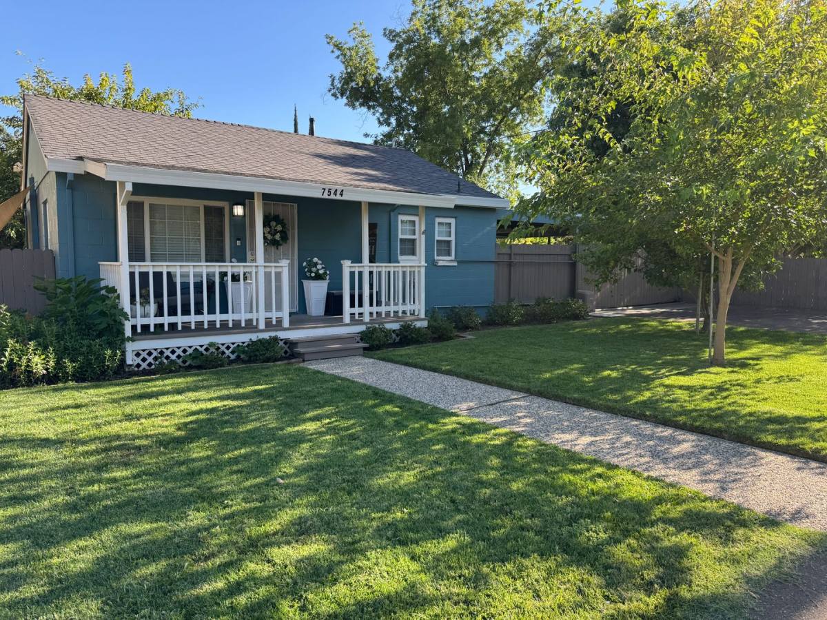 House for rent at 7544 Linden Ave, Citrus Heights, CA 95610