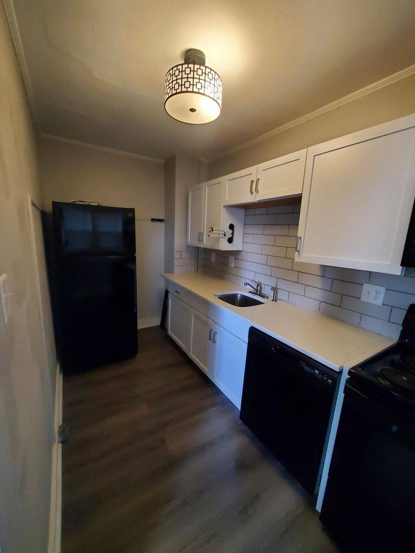 Apartment for rent at 320 S Hydraulic, Wichita, KS 67211
