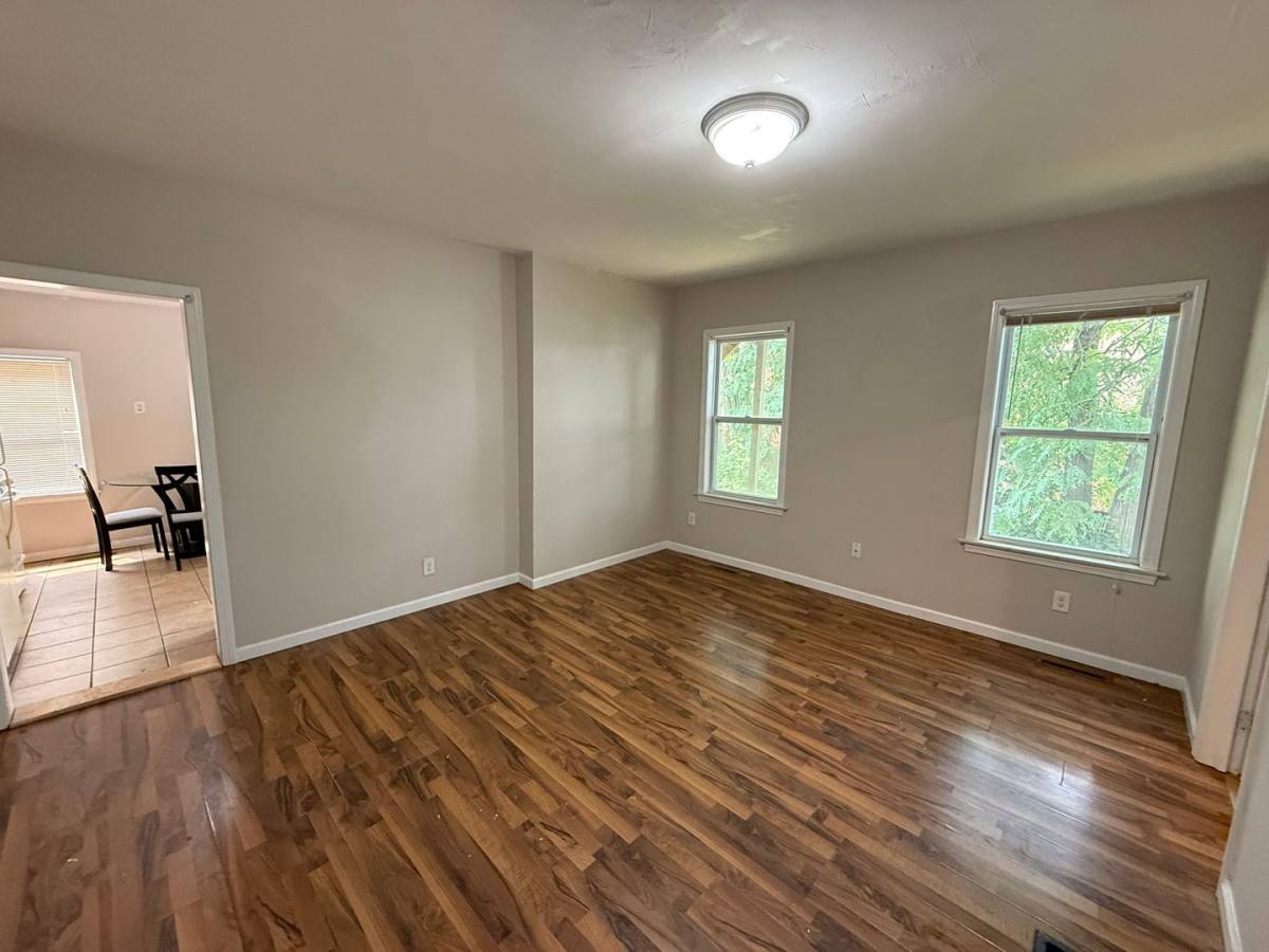 Apartment for rent at 162-164 E Main St, Chicopee, MA 01020