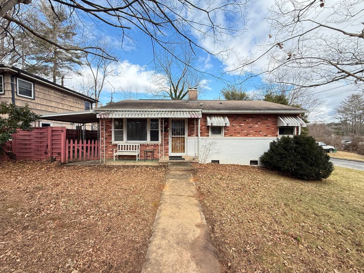 House for rent at 51 Jeffress Ave, Asheville, NC 28803