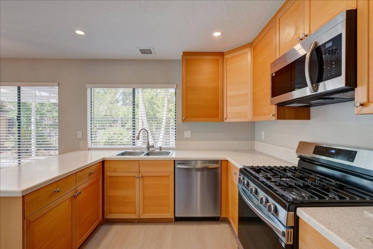 House for rent at 13208 Benchley Rd, San Diego, CA 92130