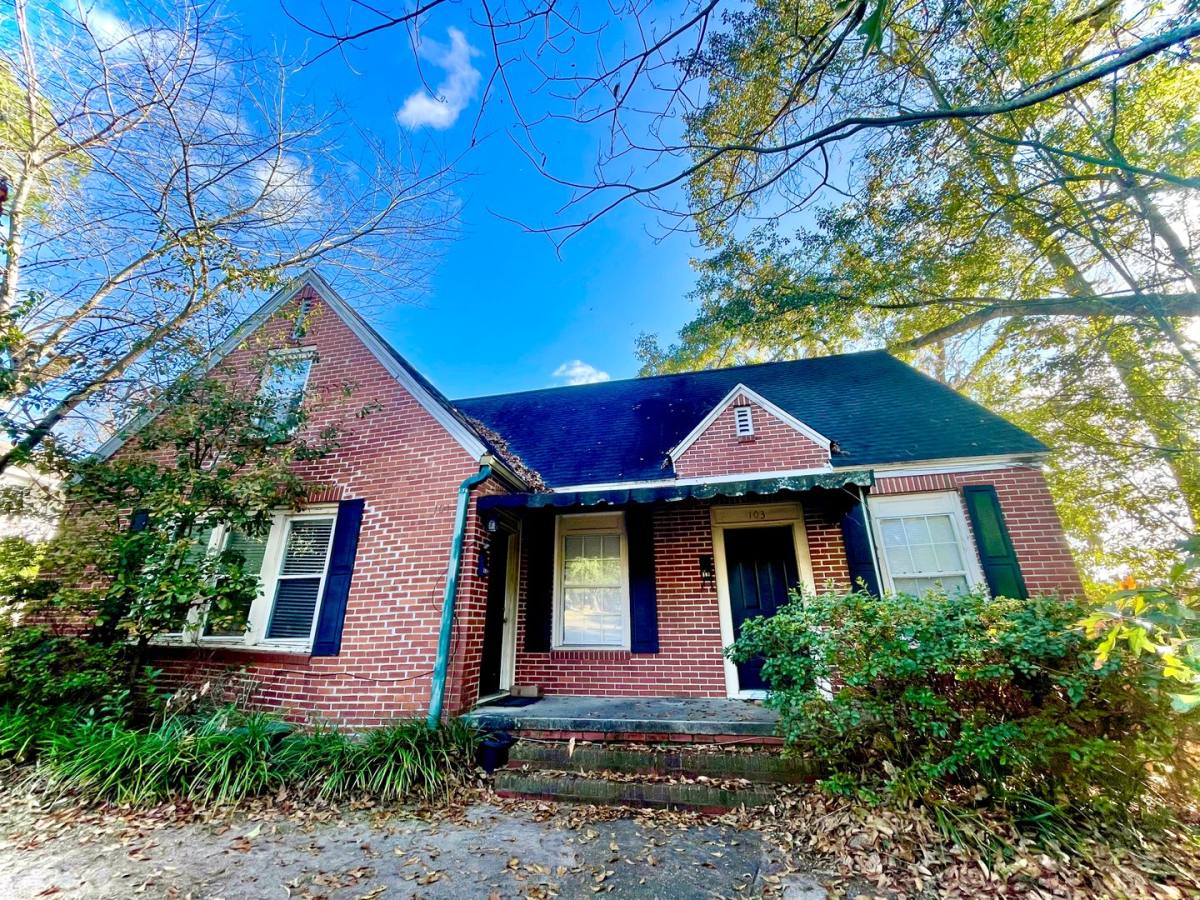 House for rent at 101 S Meridian St, Tallahassee, FL 32301