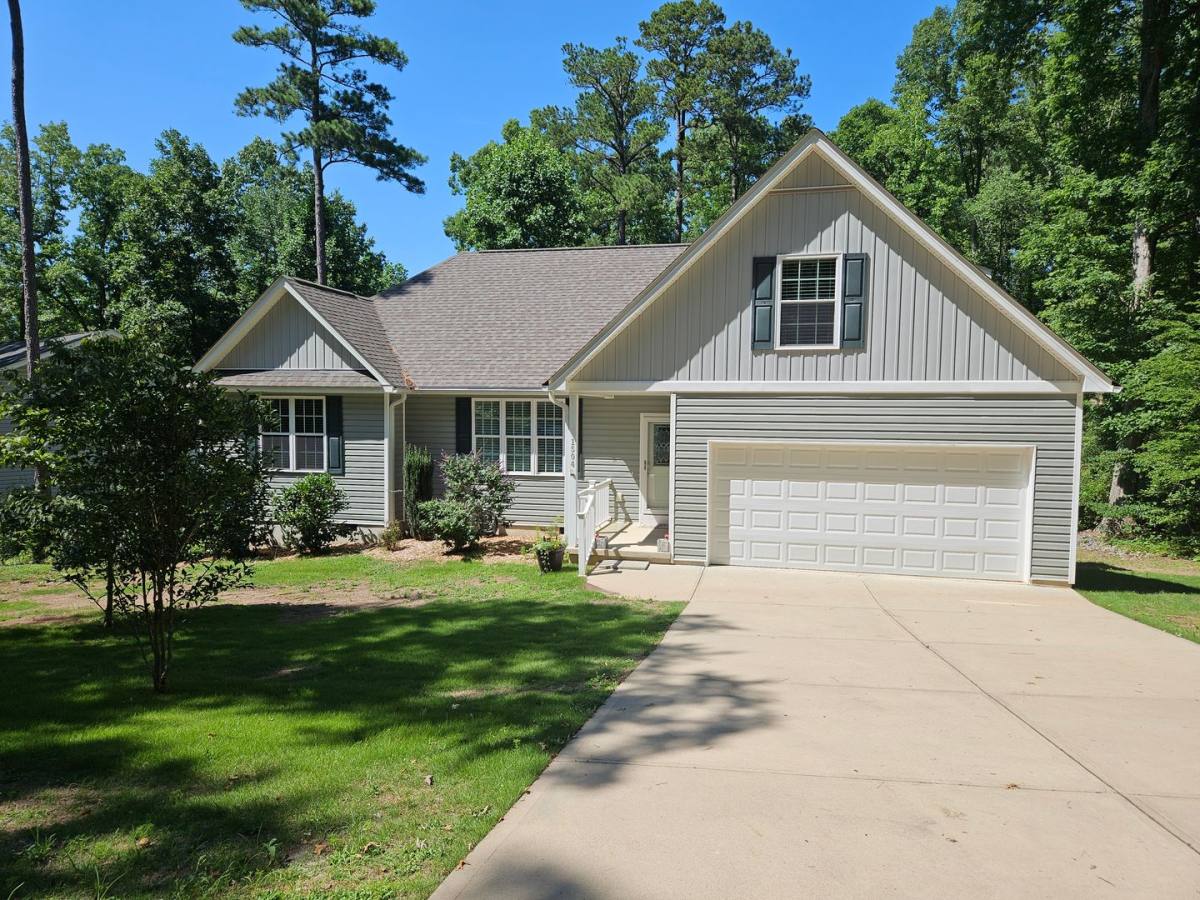 House for rent at 1504 Kentucky Ave, Sanford, NC 27332