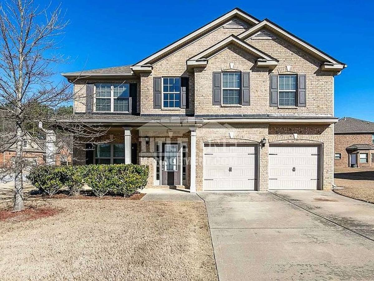 House for rent at 813 Golden Isles Dr, Loganville, GA 30052