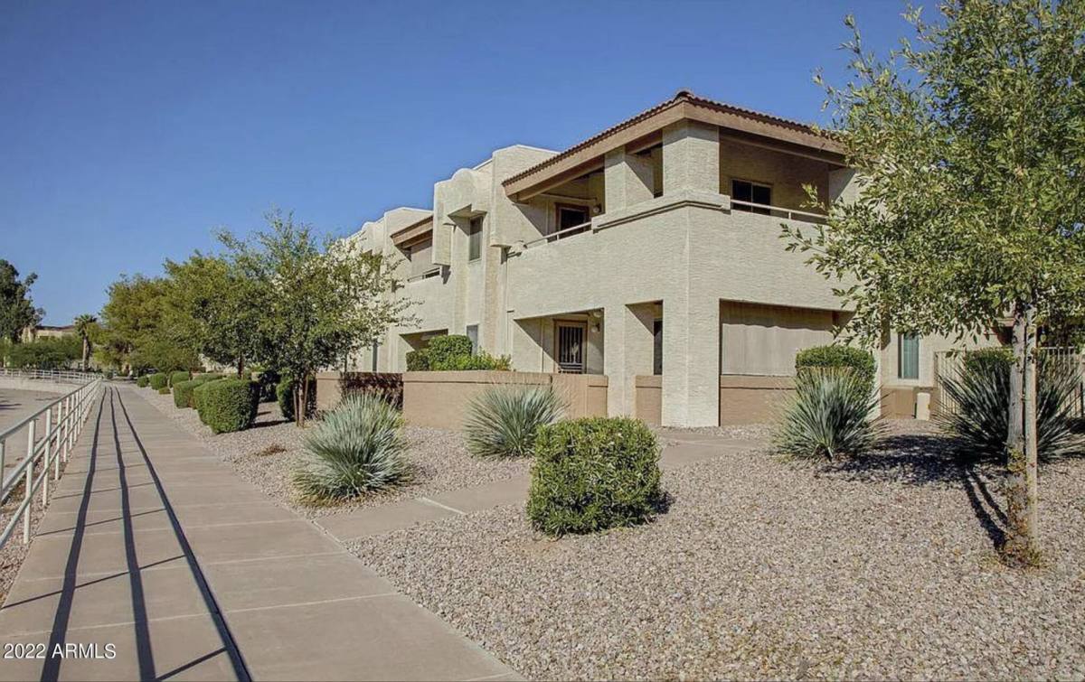 Condo for rent at 4150 E Cactus Rd, Phoenix, AZ 85032