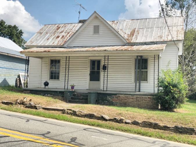 House for rent at 105 S Nash St, Hillsborough, NC 27278