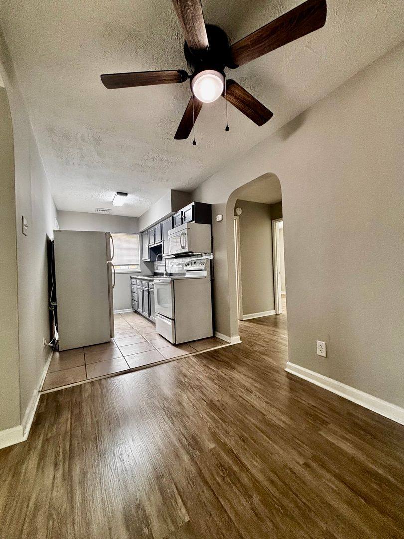 Apartment for rent at 523 Hadley Ave, Dayton, OH 45419