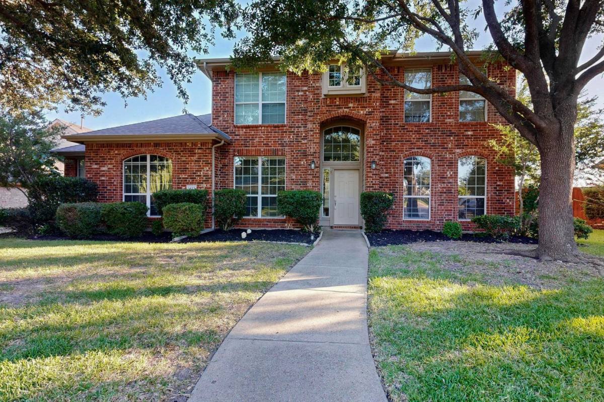 House for rent at 1423 Red Wolf, Rockwall, TX 75087