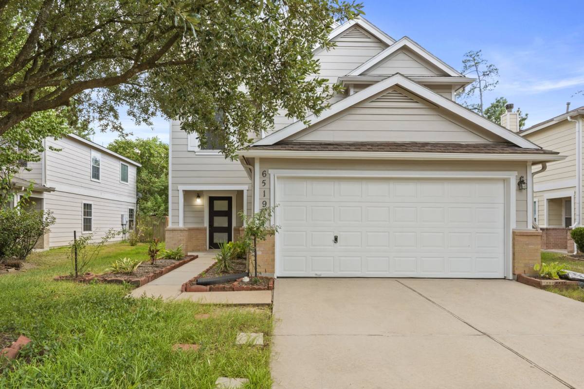 House for rent at 6519 Bluestone Springs Lane, Spring, TX 77379