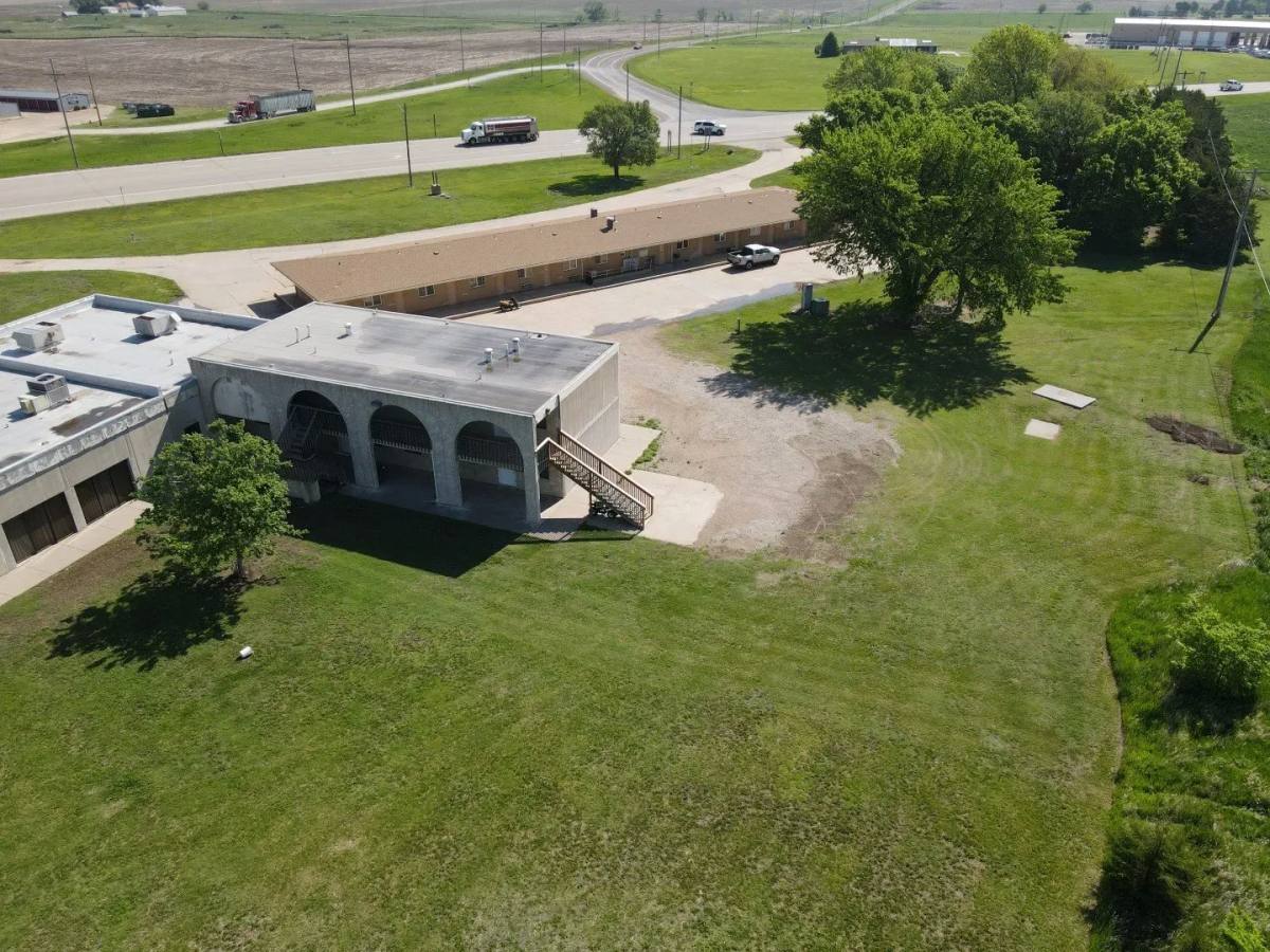 Apartment for rent at 3068B & 3062 US-Highway 24, Beloit, KS 67420