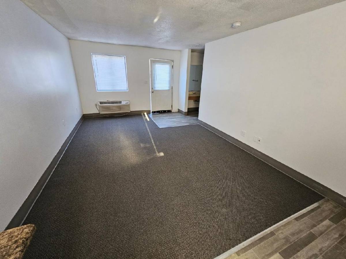 Apartment for rent at 3068B & 3062 US-Highway 24, Beloit, KS 67420
