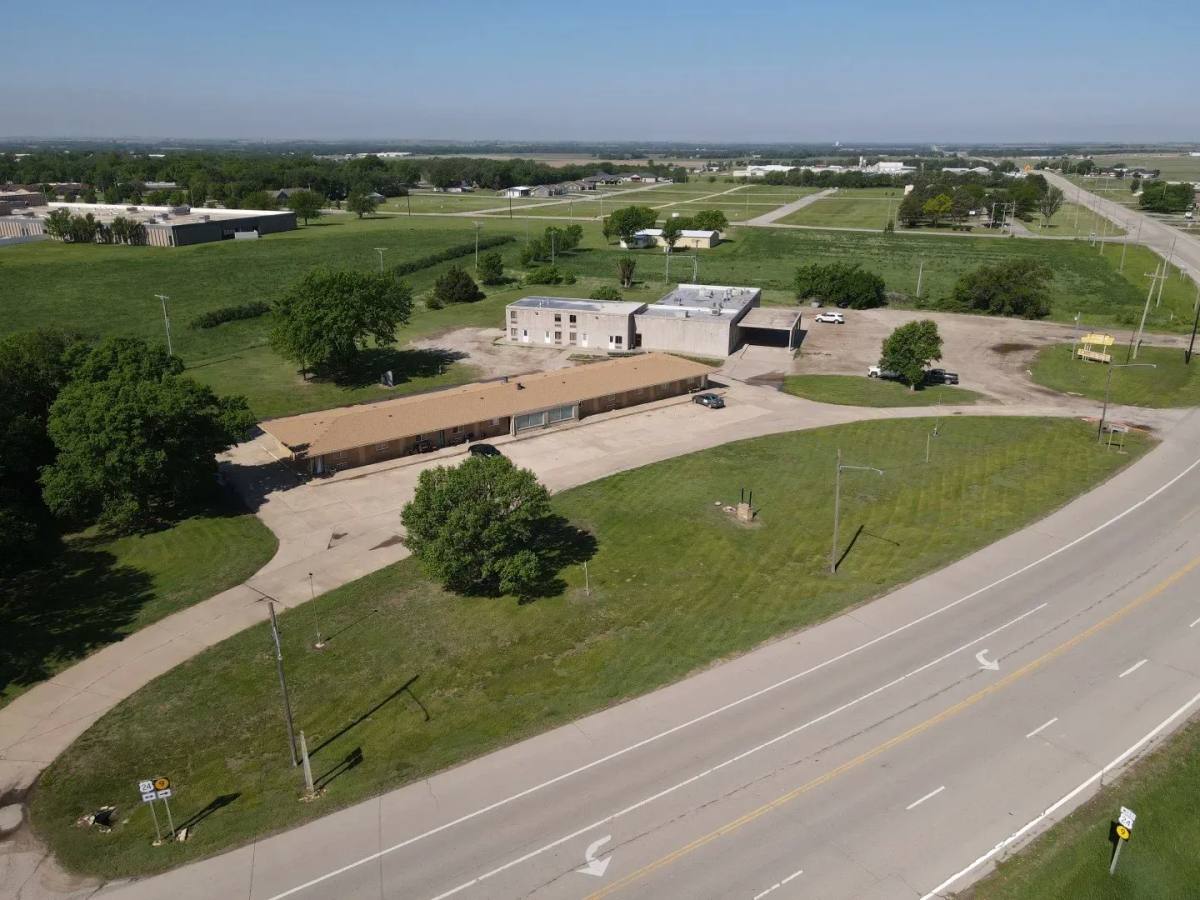 Apartment for rent at 3068B & 3062 US-Highway 24, Beloit, KS 67420