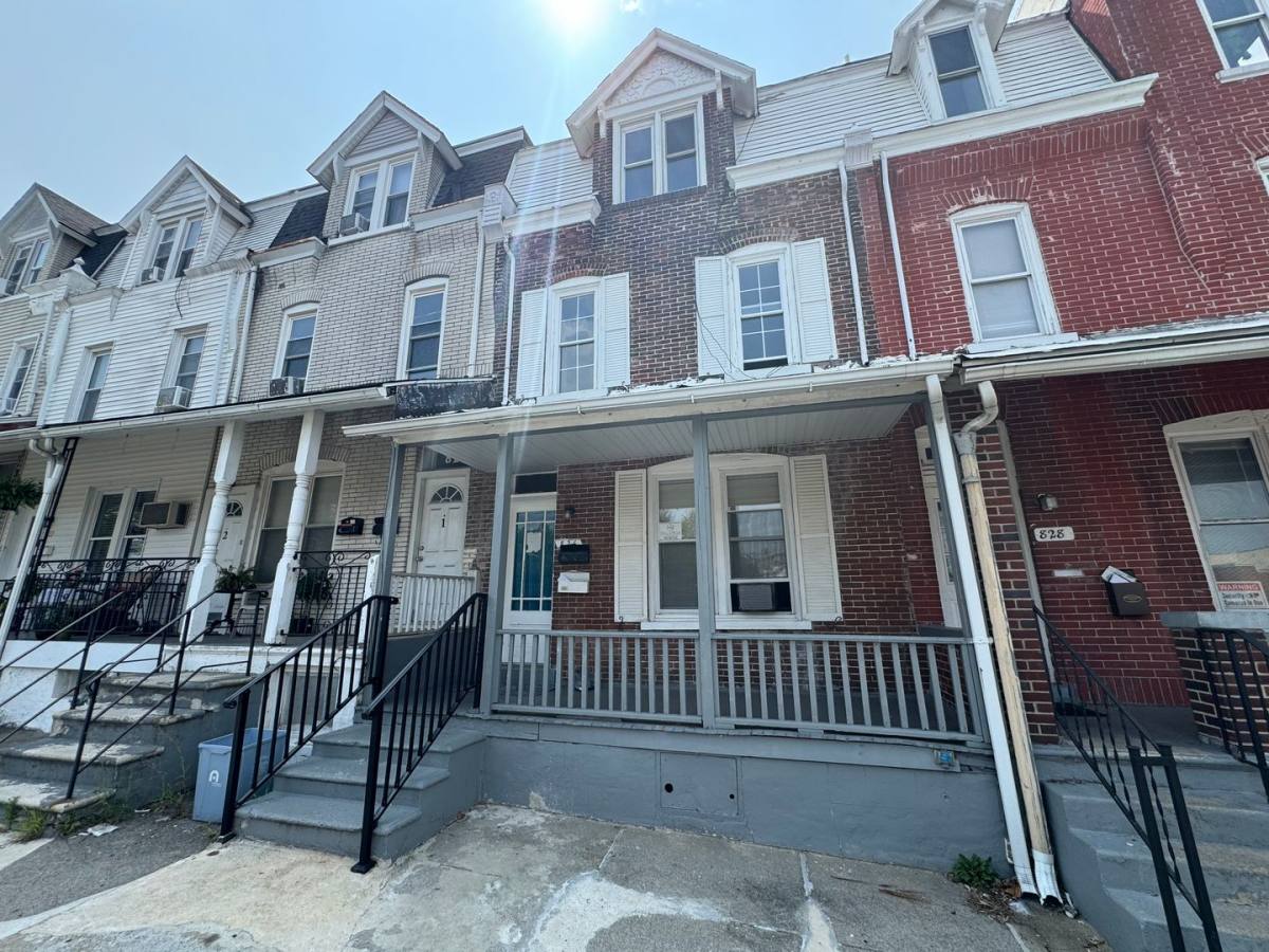 Apartment for rent at 826 N 9th St, Allentown, PA 18102