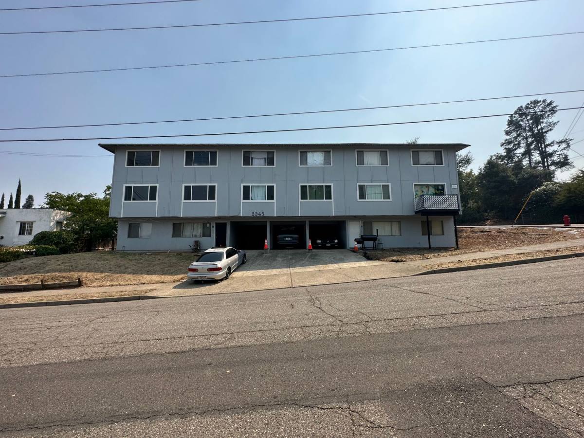 Apartment for rent at 2345 Butte St, Redding, CA 96001