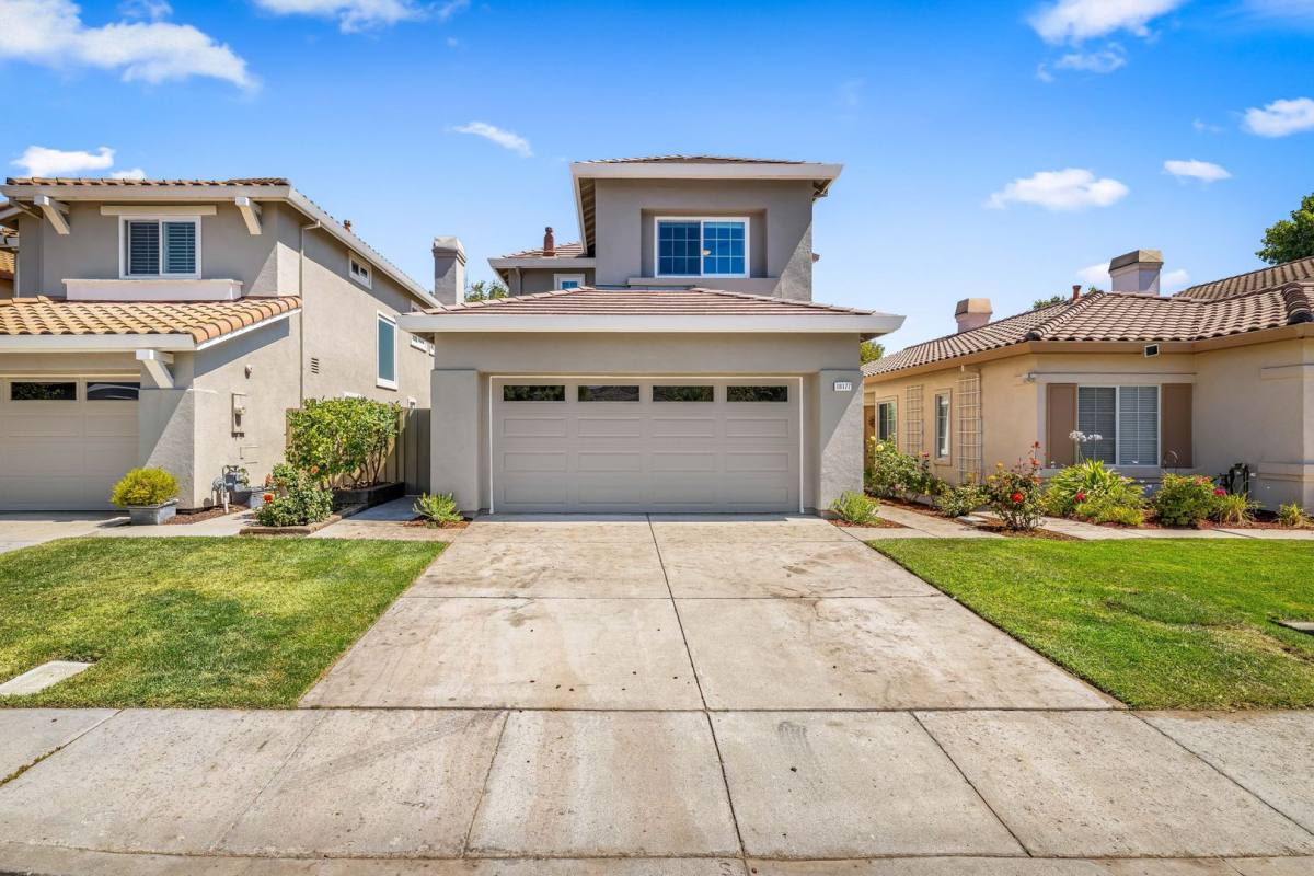 House for rent at 18177 Stonegate Court, Salinas, CA 93908