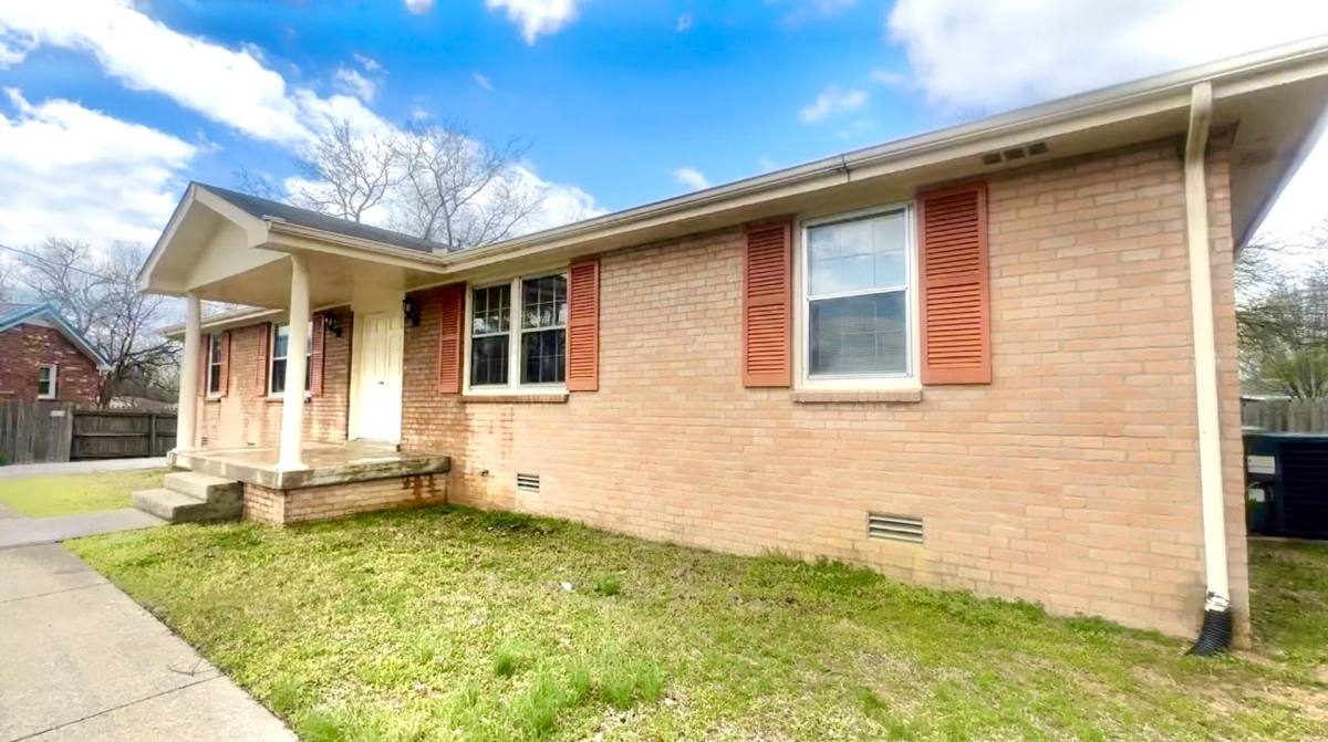 Apartment for rent at 102 Susan Court, Hendersonville, TN 37075