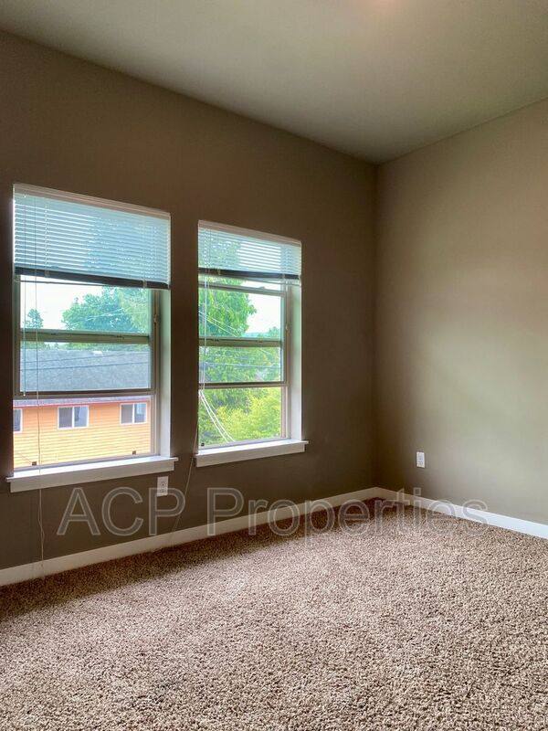 Apartment for rent at 2524 Meridian St #304, Bellingham, WA 98225