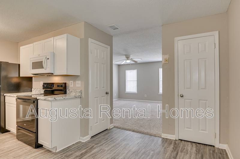 Apartment for rent at 940 Stevens Creek Rd #302, Augusta, GA 30907