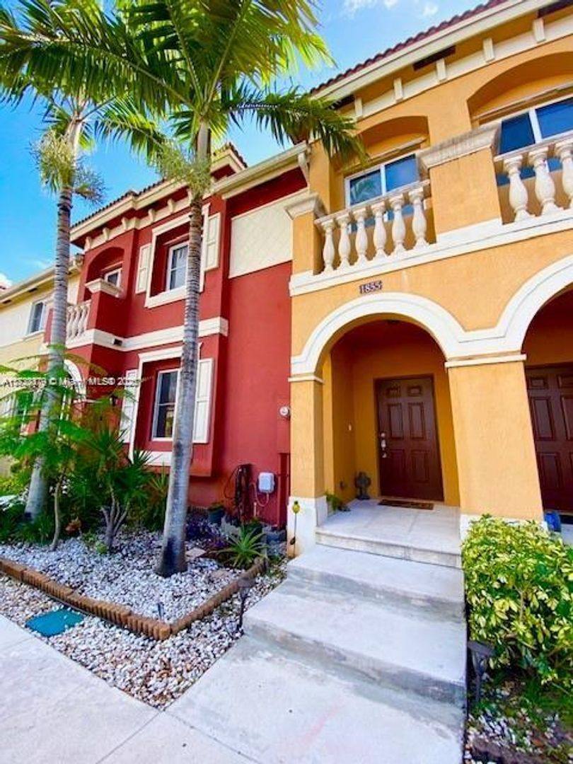 Townhouse for rent at 1855 SW 89th Terrace, Hollywood, FL 33025