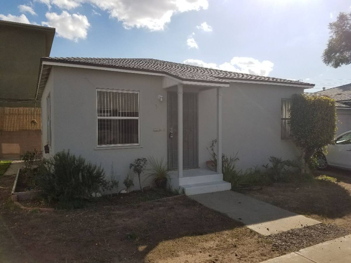Apartment for rent at 909 N Cedar St, Inglewood, CA 90302
