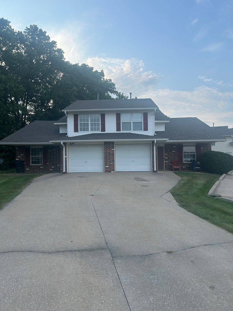 Apartment for rent at 1603 Telluride Lane, Columbia, MO 65201