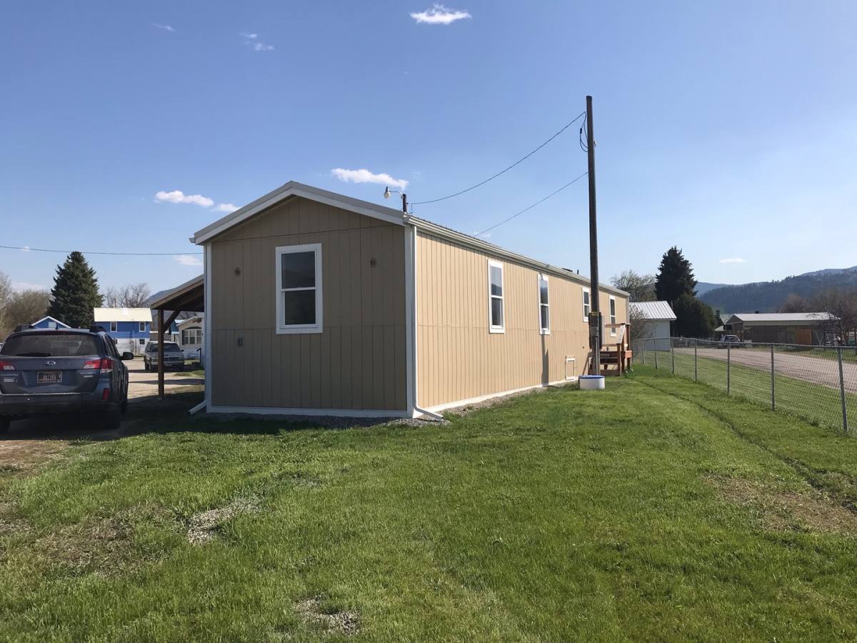 Apartment for rent at 506 W 1st St, Plains, MT 59859