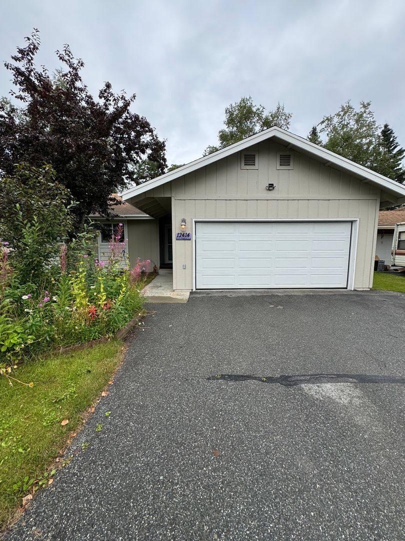 House for rent at 12414 Crested Butte Dr, Eagle River, AK 99577