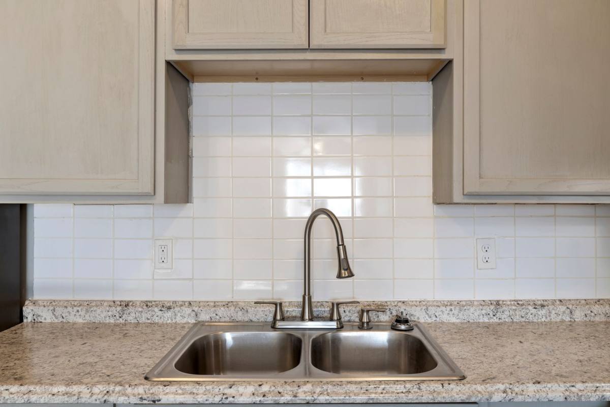 Apartment for rent at 1428 S Little Ave, Cushing, OK 74023