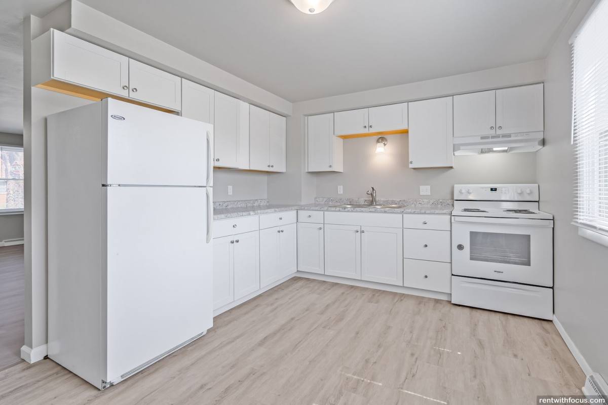Apartment for rent at 2262-2268 Farlin Ave, Green Bay, WI 54302