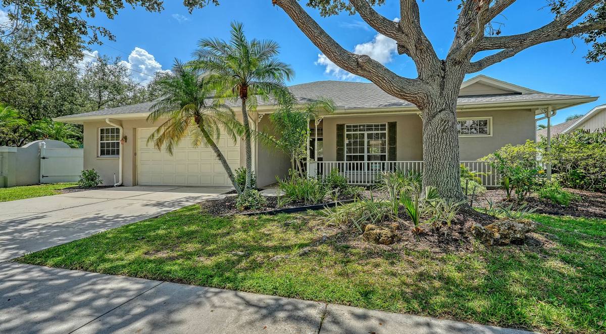 House for rent at 2558 Waterview Court, Sarasota, FL 34231
