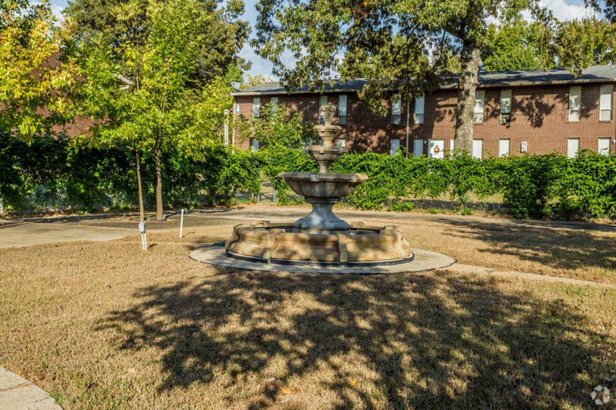 Apartment for rent at 1310 Smithwick Dr, Jacksonville, AR 72076