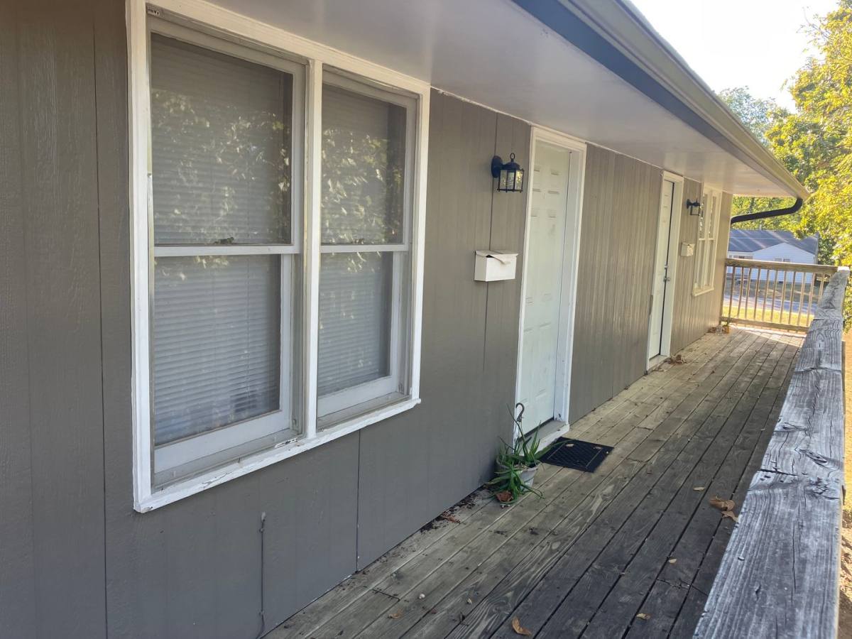 Apartment for rent at 414 N Mulberry St, Warrensburg, MO 64093
