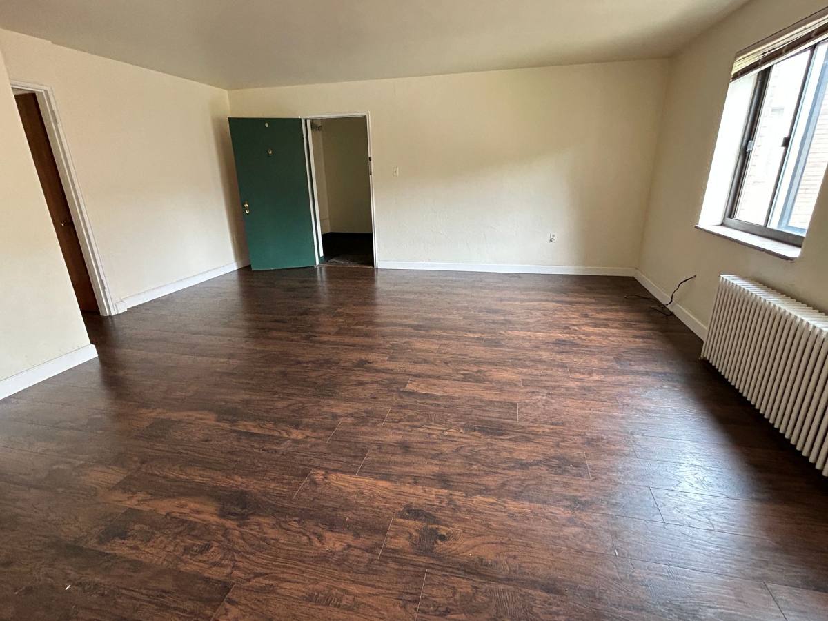 Apartment for rent at 6235 Fifth Ave, Pittsburgh, PA 15232