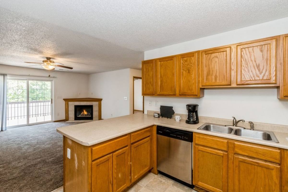 Apartment for rent at 531 - 627 Potter St, Tiffin, IA 52340