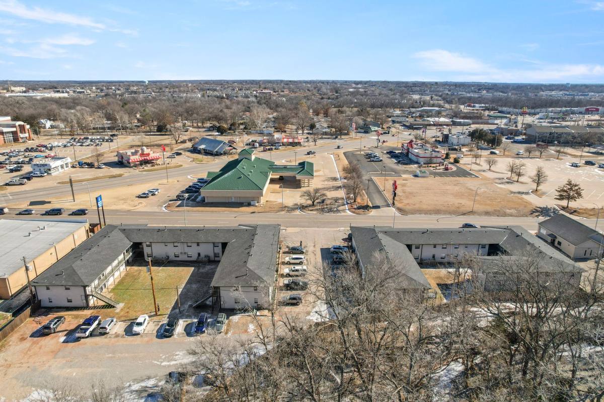 Apartment for rent at 1108 N Duck St, Stillwater, OK 74075