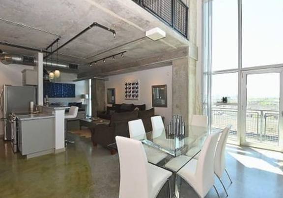 Apartment for rent at 2000 Bagby, Houston, TX 77002