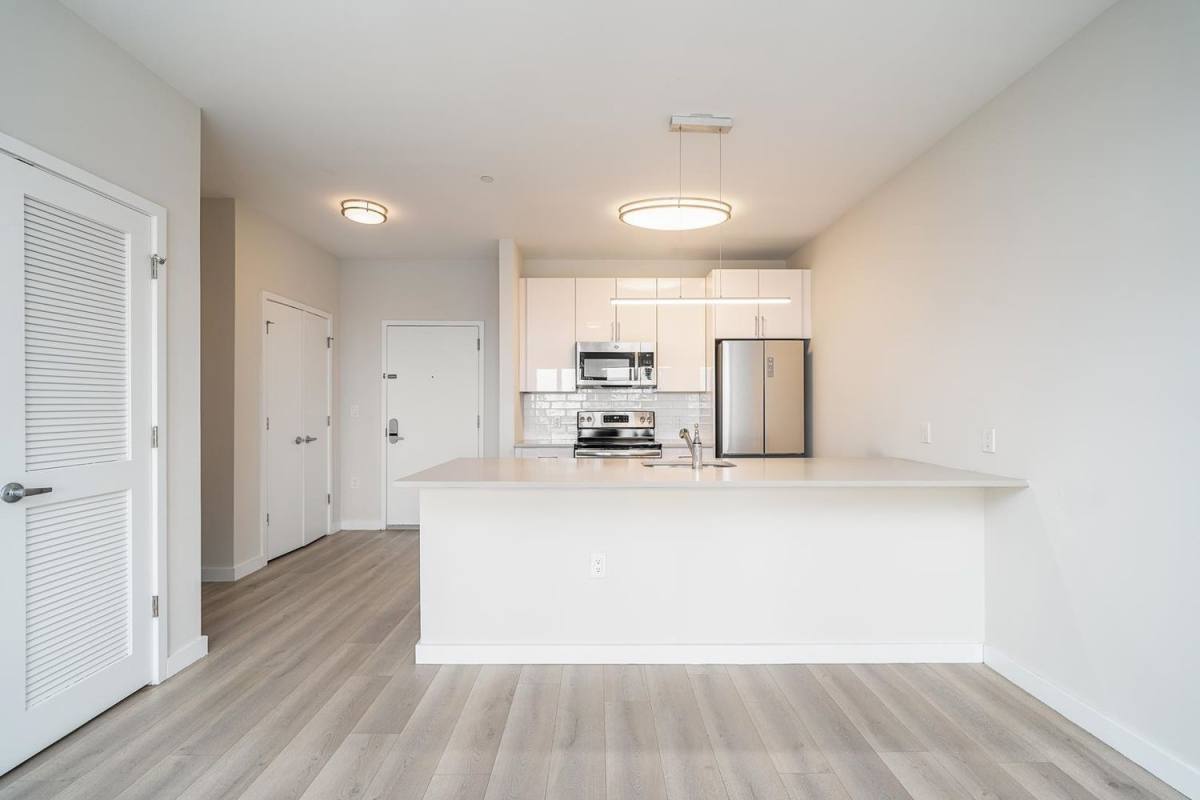 Apartment for rent at 16 Bennett St, Bayonne, NJ 07002