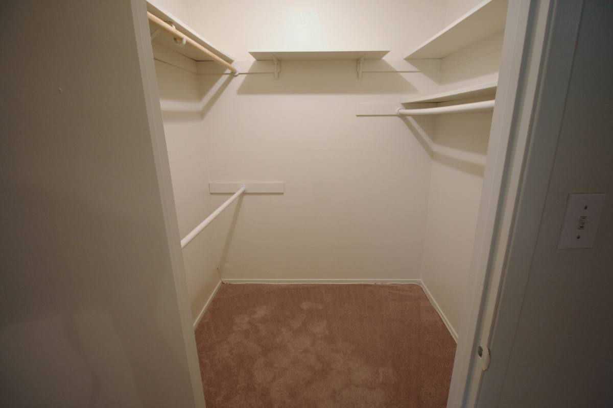 Apartment for rent at 445 W Bullard, Fresno, CA 93704