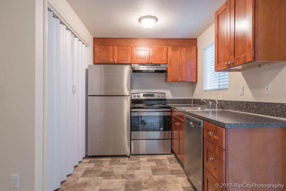 Apartment for rent at 5011 SW Beaverton Hillsdale Highway, Portland, OR 97221