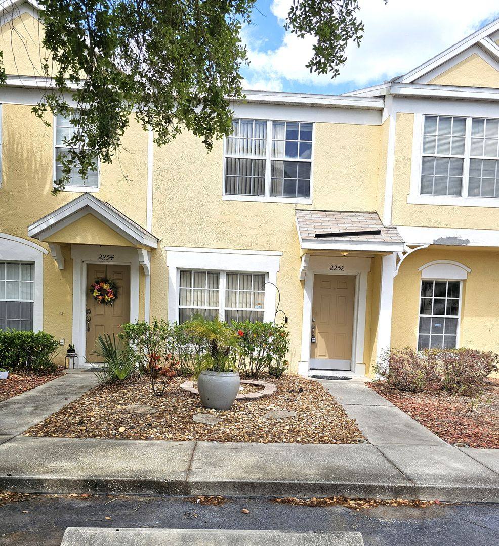 Townhouse for rent at 2252 Lake Woodberry Circle, Brandon, FL 33510