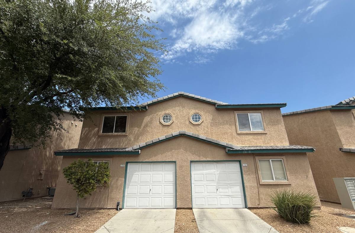 Townhouse for rent at 5714 Wind Dancer Dr, Las Vegas, NV 89118