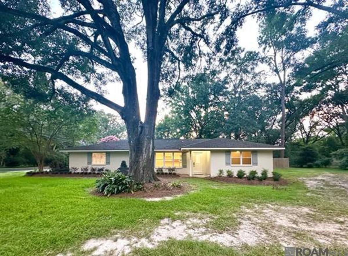 House for rent at 415 Magnolia Wood Ave, Baton Rouge, LA 70808